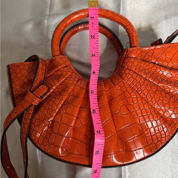 Croc-Embossed Orange Handbag - Picture 6 of 9